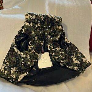 NWT Moncler Genius X Poldo Dog Couture Puffer Vest